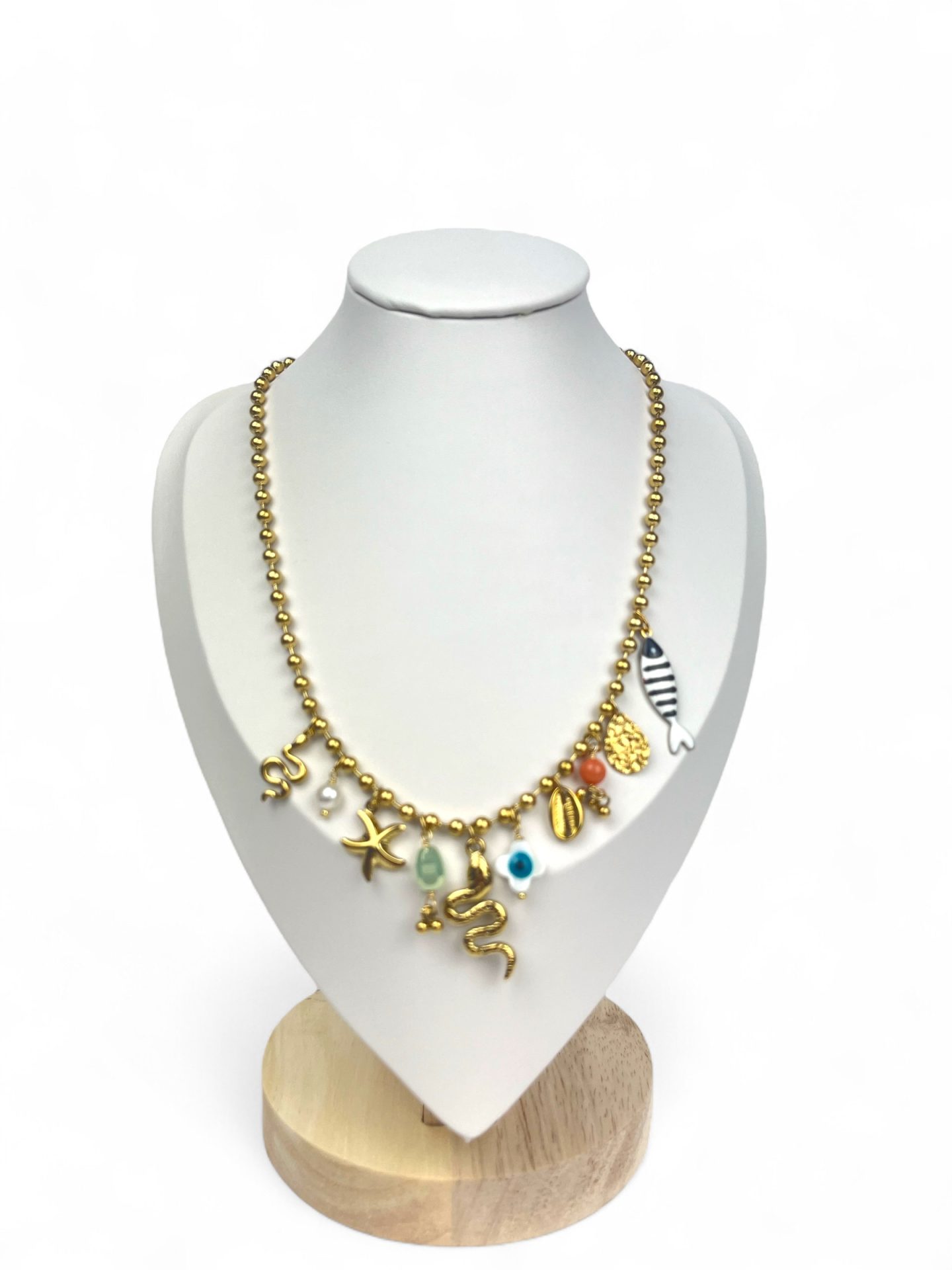 Collana boho dorata con charms marini e pesce smaltato - Bottega della Principessa
