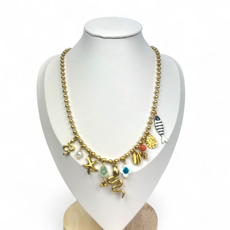 Collana boho dorata con charms marini e pesce smaltato - Bottega della Principessa