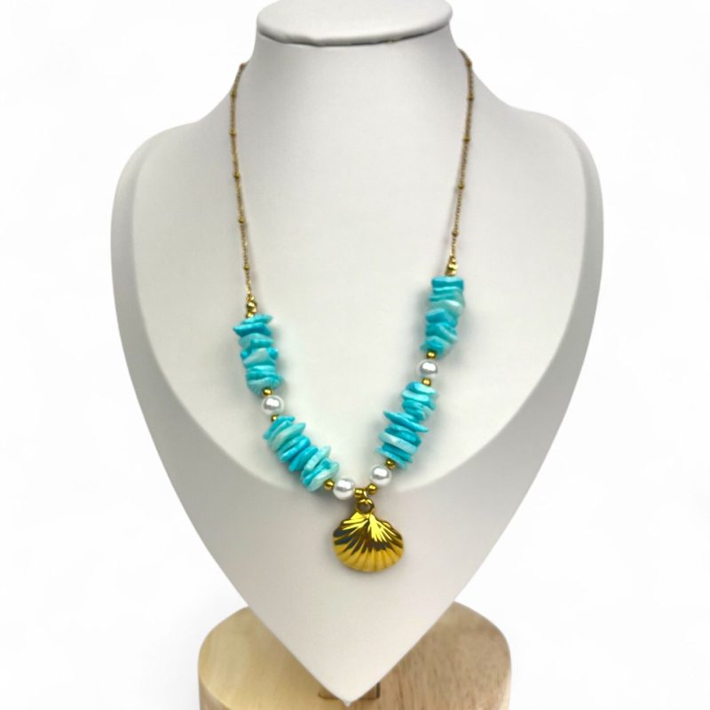 Collana con pietre azzurre e conchiglia dorata - Bottega della Principessa