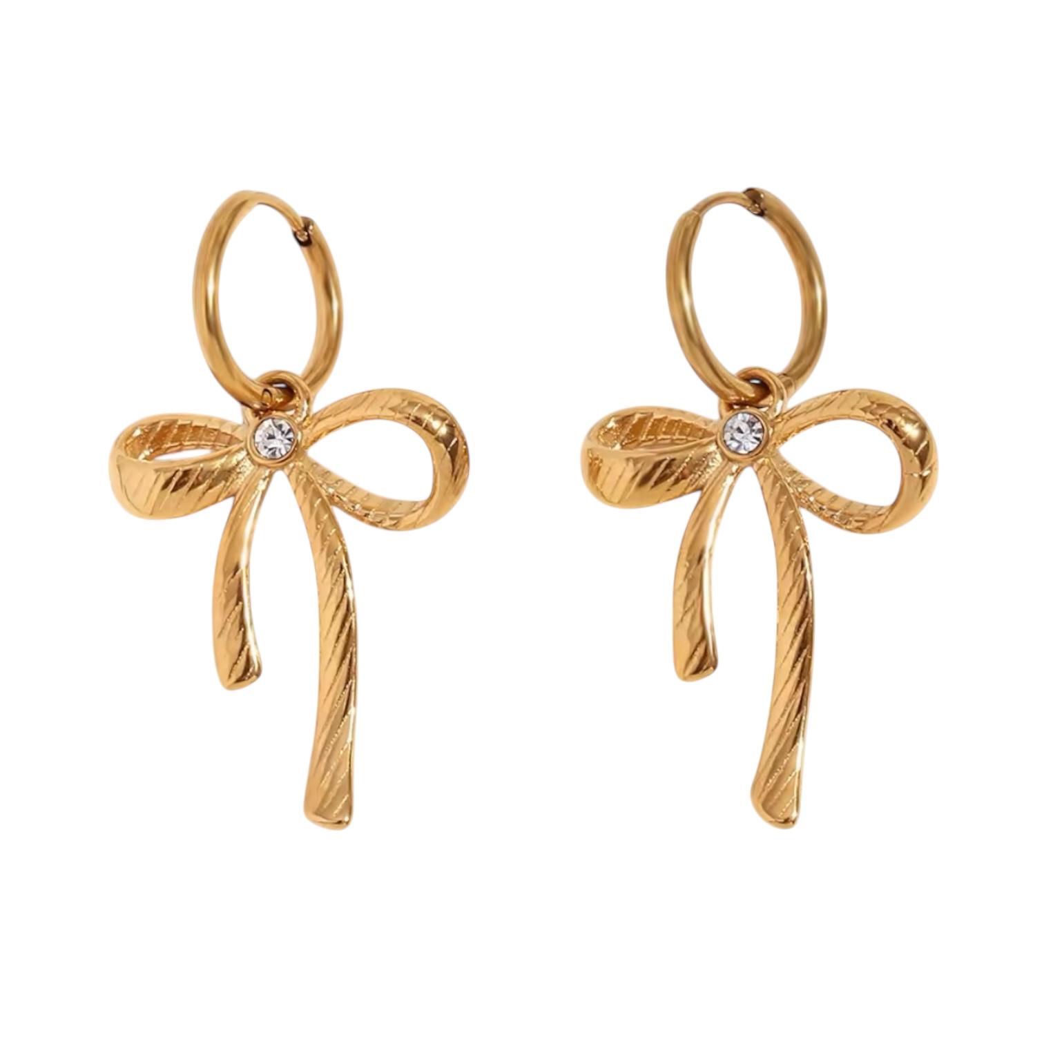 Orecchini dorati a forma di